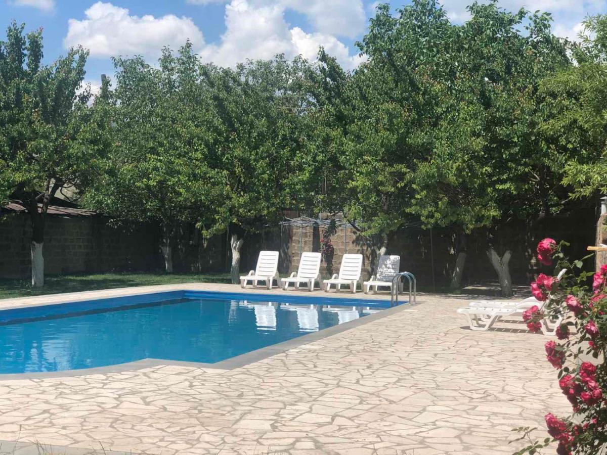 Chez Yvette Bed & Breakfast Garni Ngoại thất bức ảnh