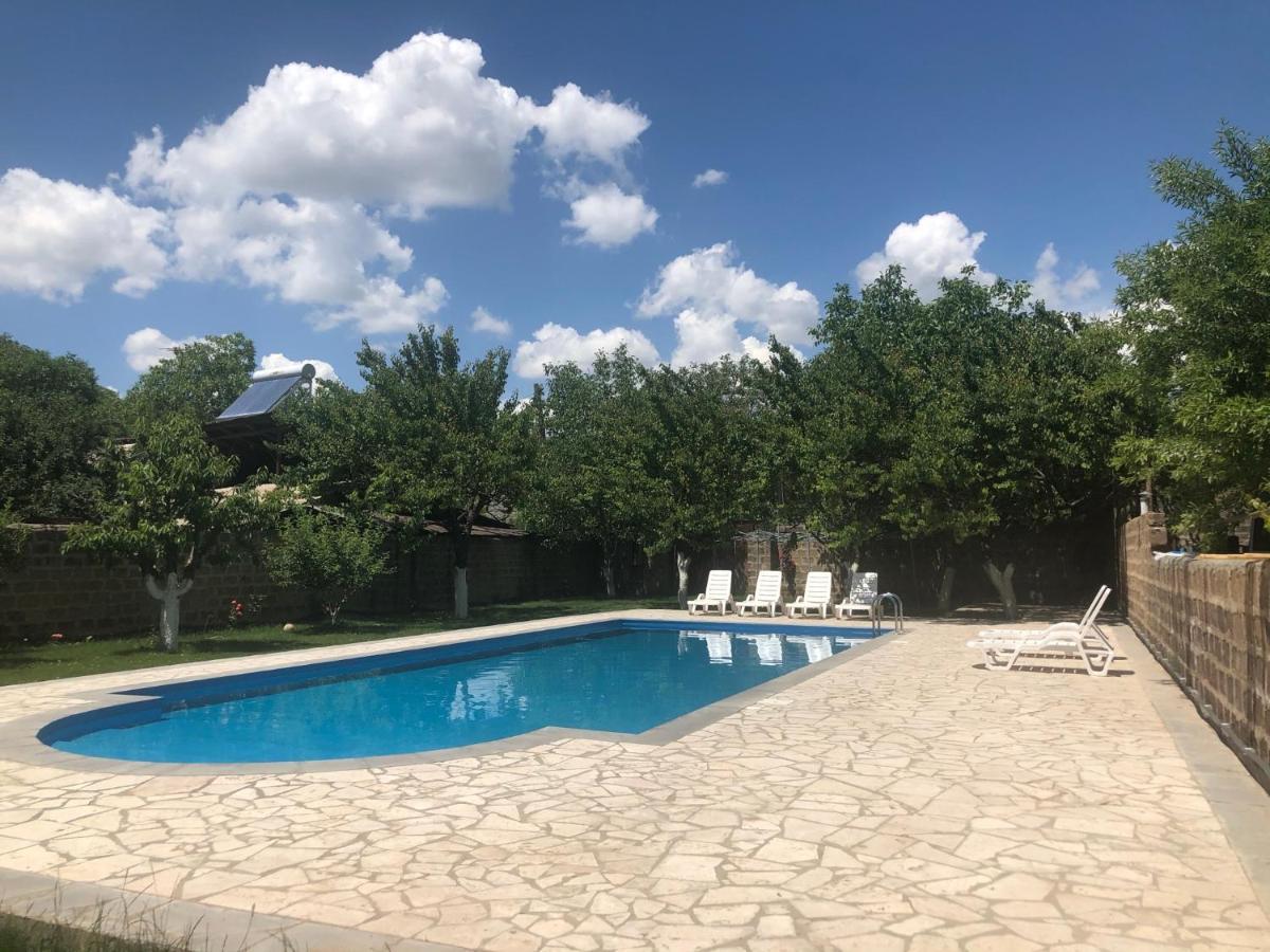 Chez Yvette Bed & Breakfast Garni Ngoại thất bức ảnh