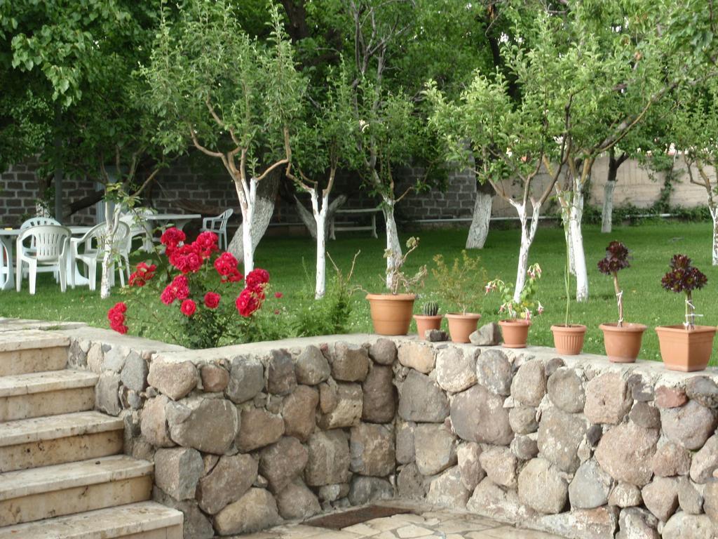 Chez Yvette Bed & Breakfast Garni Ngoại thất bức ảnh