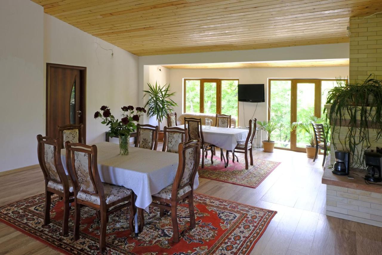 Chez Yvette Bed & Breakfast Garni Ngoại thất bức ảnh